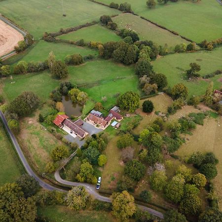 הוילה Coulans-sur-Gée 24H Le Mans - Les Haies Gite, Near Le Mans Circuit מראה חיצוני תמונה