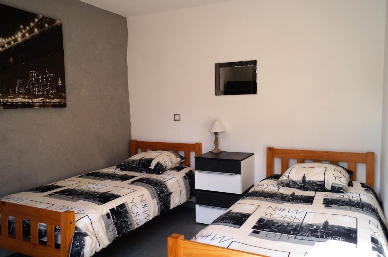 הוילה Coulans-sur-Gée 24H Le Mans - Les Haies Gite, Near Le Mans Circuit מראה חיצוני תמונה