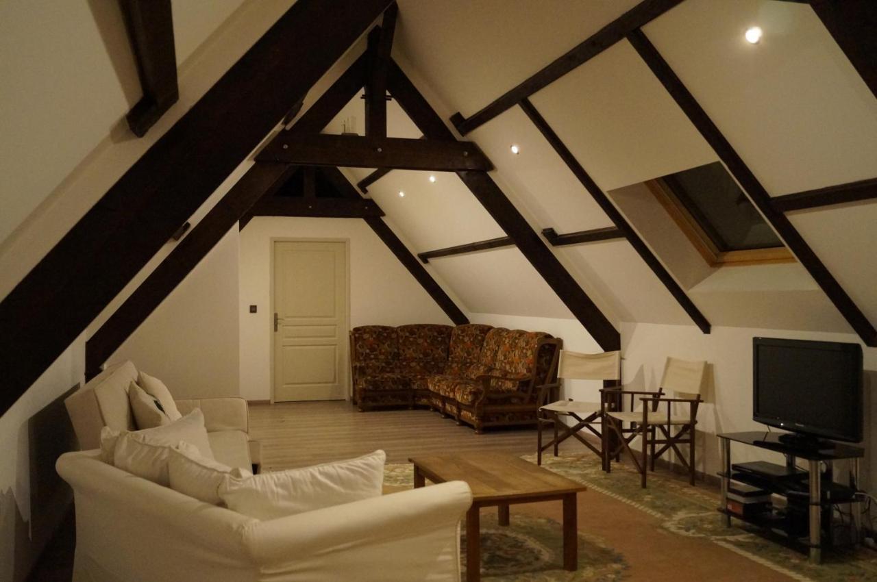 הוילה Coulans-sur-Gée 24H Le Mans - Les Haies Gite, Near Le Mans Circuit מראה חיצוני תמונה